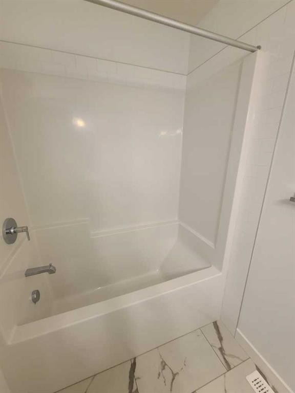 403-335 Creekside Boulevard Sw, Calgary, AB