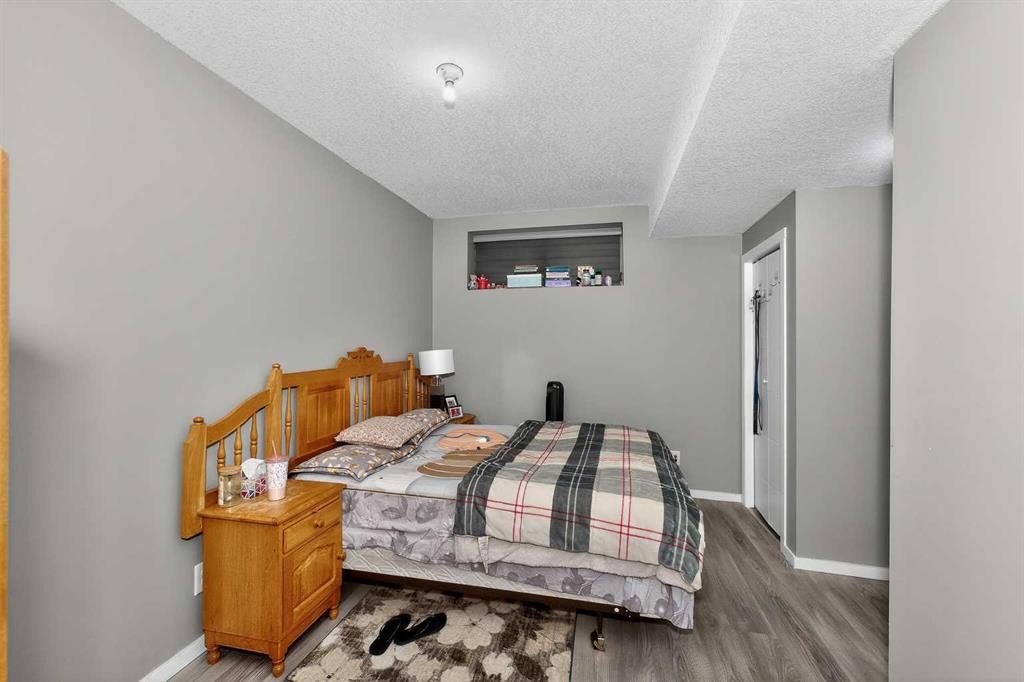 45 Redstone Drive Ne, Calgary, AB - Indoor Photo Showing Bedroom