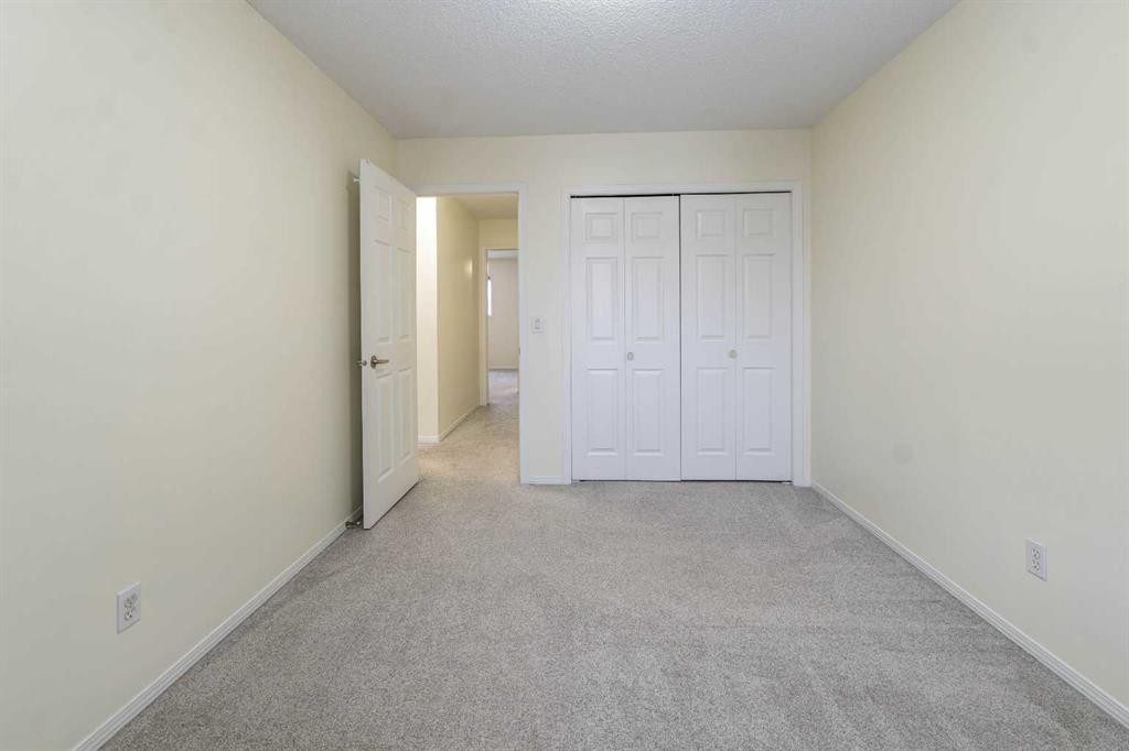 204-760 Railway Gate Sw, Airdrie, AB - Indoor Photo Showing Other Room