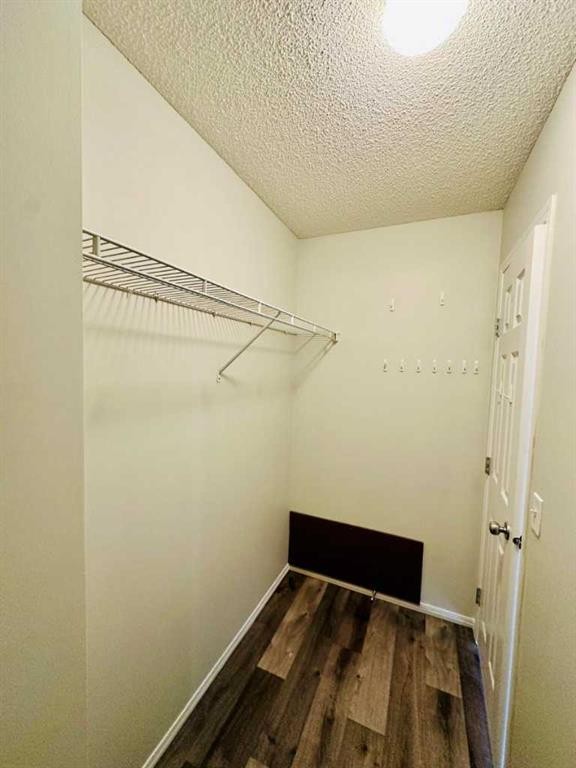 8 Royal Elm Way Nw, Calgary, AB - Indoor With Storage