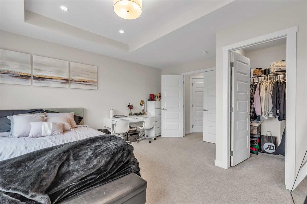7672 80 Avenue Ne, Calgary, AB - Indoor Photo Showing Bedroom