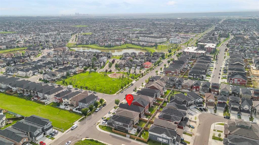 7672 80 Avenue Ne, Calgary, AB - Outdoor With View