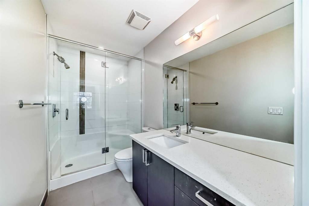 103-10 Auburn Bay Link Se, Calgary, AB - Indoor Photo Showing Bathroom