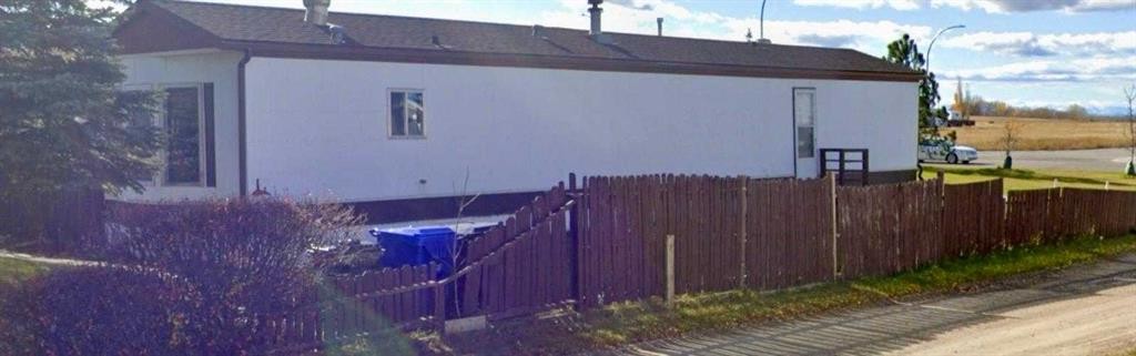 5302 Birch Road, Olds, AB - Outdoor