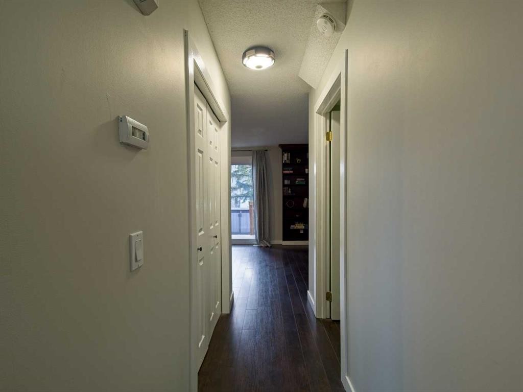 618-600 Allen Street Se, Airdrie, AB - Indoor Photo Showing Other Room