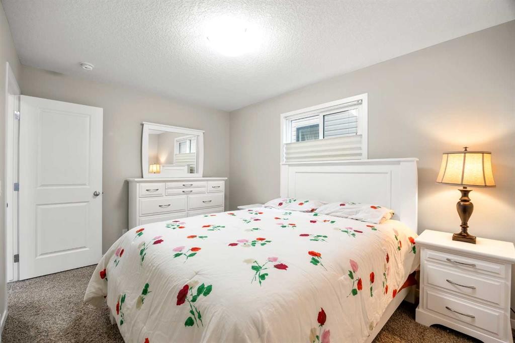 134 Howse Rise Ne, Calgary, AB - Indoor Photo Showing Bedroom