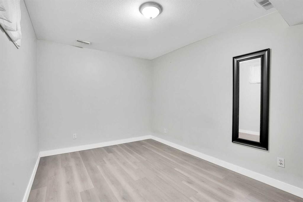 109 Taralea Green Ne, Calgary, AB - Indoor Photo Showing Other Room