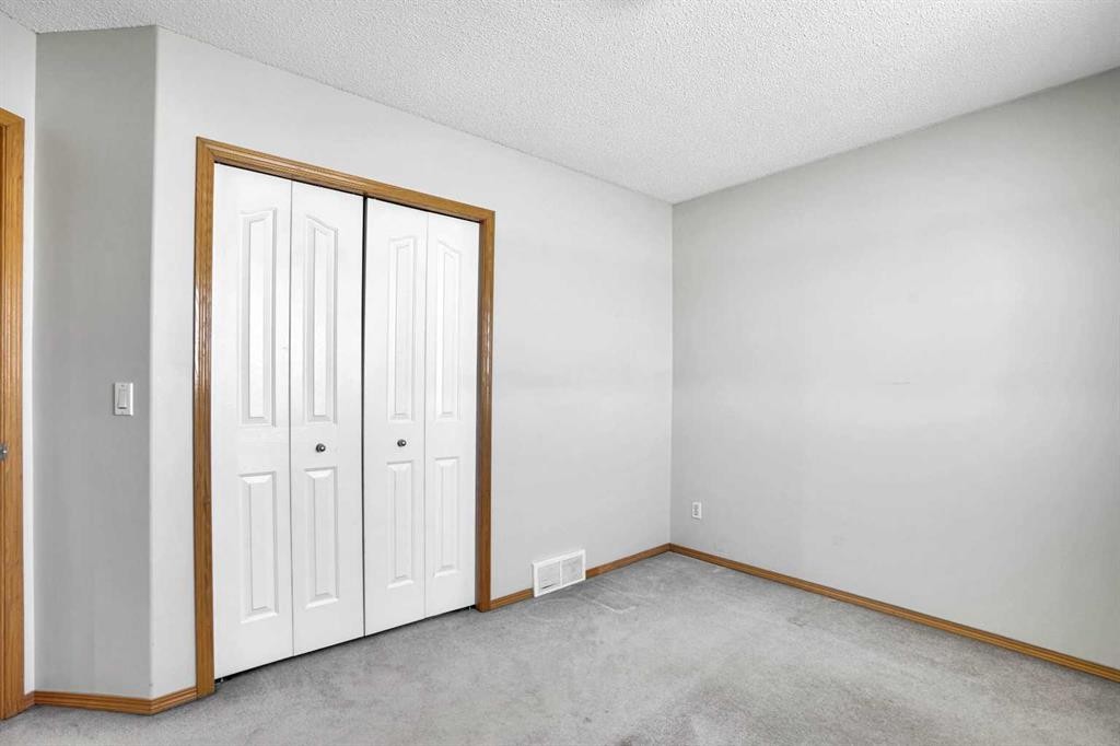 109 Taralea Green Ne, Calgary, AB - Indoor Photo Showing Other Room
