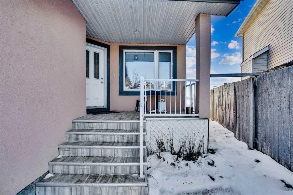 109 Taralea Green Ne, Calgary, AB - Outdoor With Exterior