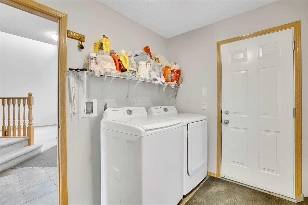 109 Taralea Green Ne, Calgary, AB - Indoor Photo Showing Laundry Room
