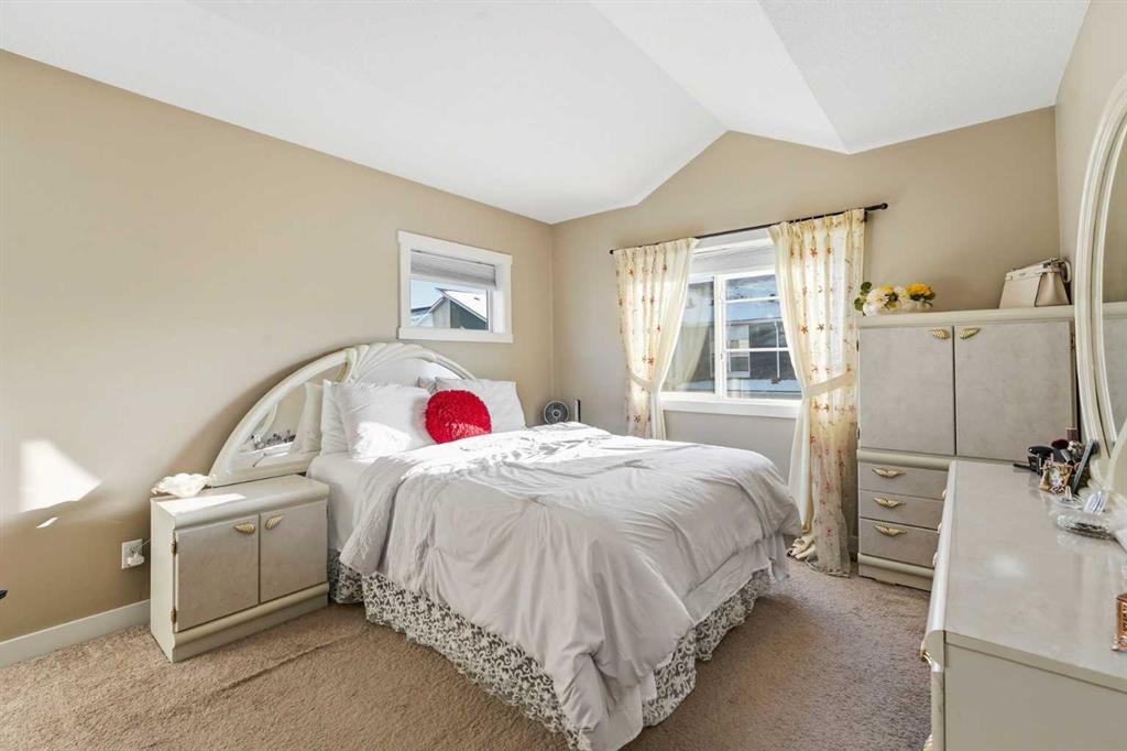 427 Redstone View Ne, Calgary, AB - Indoor Photo Showing Bedroom