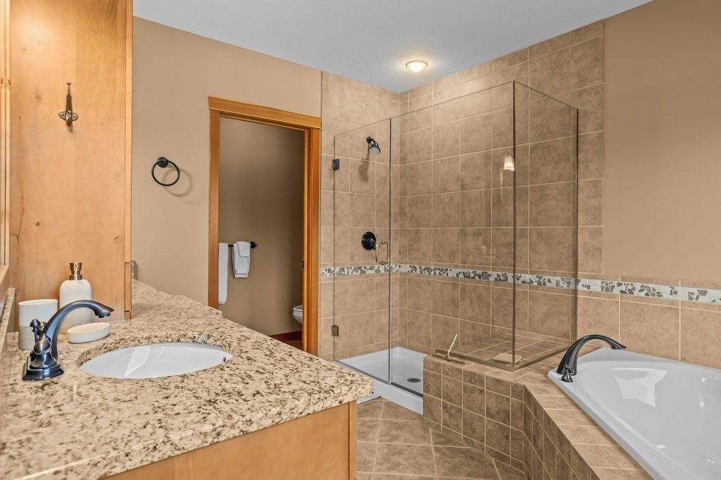 104 Stone Creek Place South, Canmore, AB - Indoor Photo Showing Bathroom