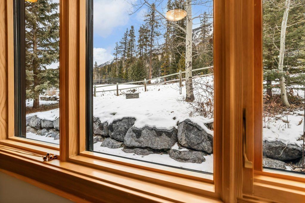 104 Stone Creek Place South, Canmore, AB - Indoor Photo Showing Other Room