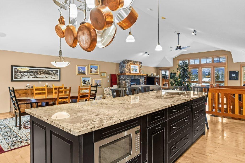 104 Stone Creek Place South, Canmore, AB - Indoor