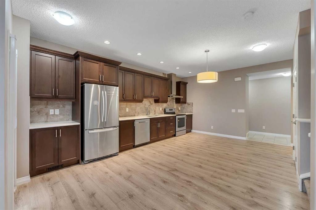 96 Cornerstone Passage Ne, Calgary, AB - Indoor Photo Showing Kitchen