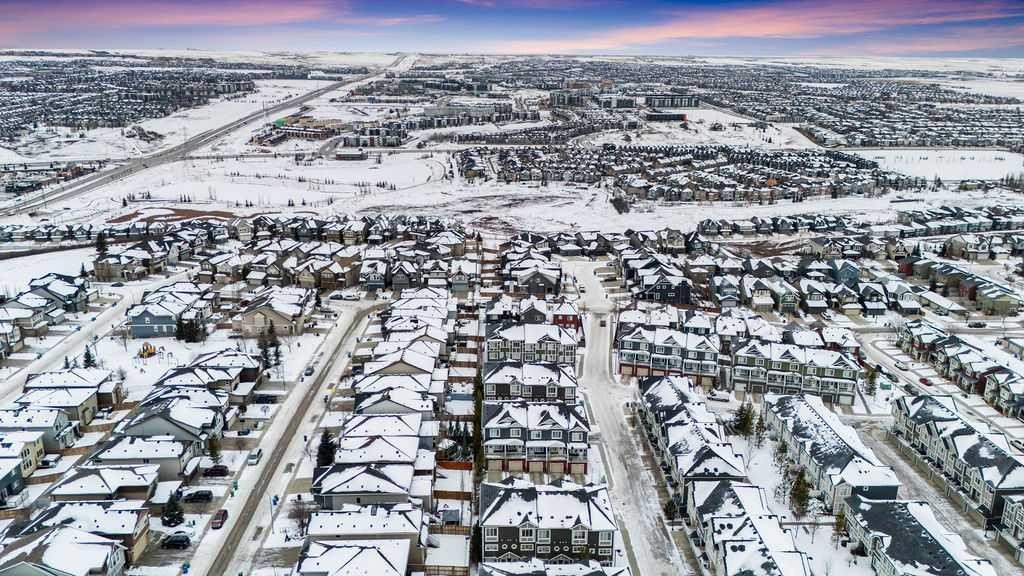 708 Evansridge Common Nw, Calgary, AB - Outdoor With View