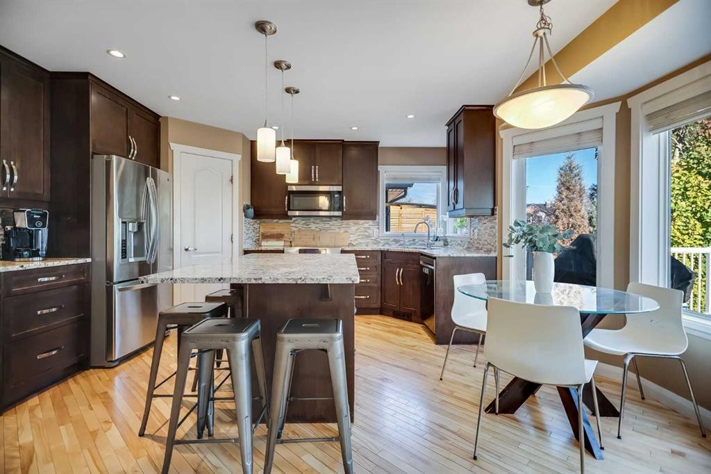 113 Somerside Green Sw, Calgary, AB - Indoor