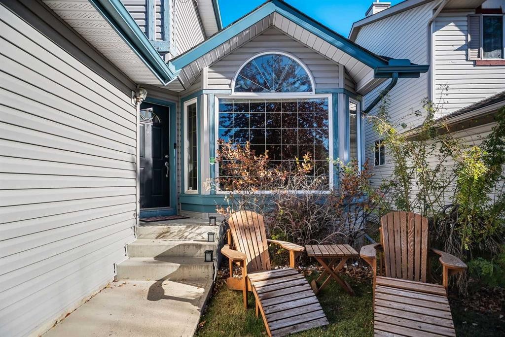 113 Somerside Green Sw, Calgary, AB - Outdoor