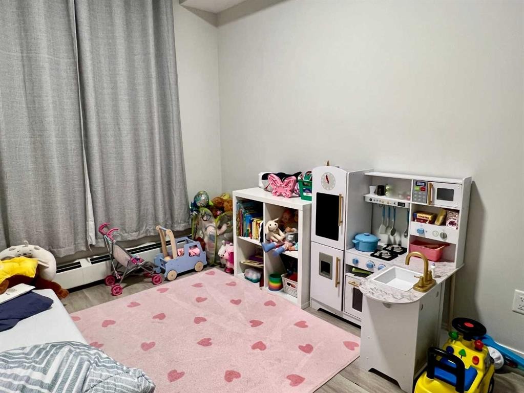 301-150 Shawnee Square Sw, Calgary, AB - Indoor