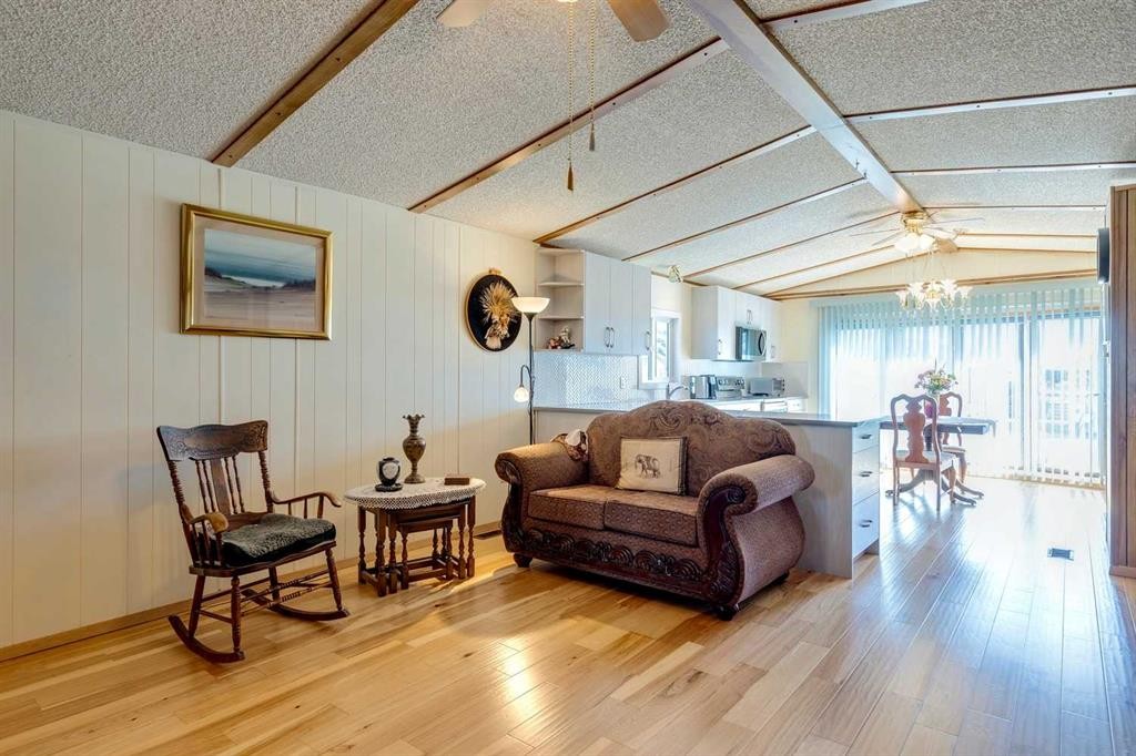 101-99 Arbour Lake Road Nw, Calgary, AB
