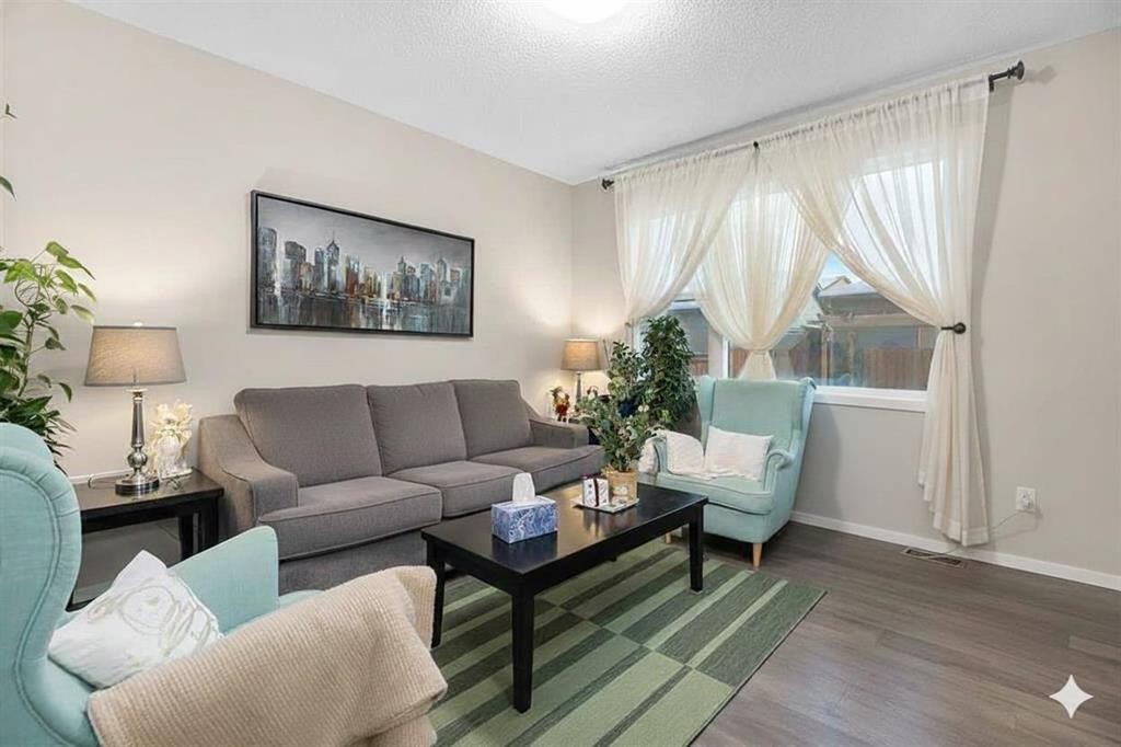 802 Walden Drive Se, Calgary, AB - Indoor Photo Showing Living Room