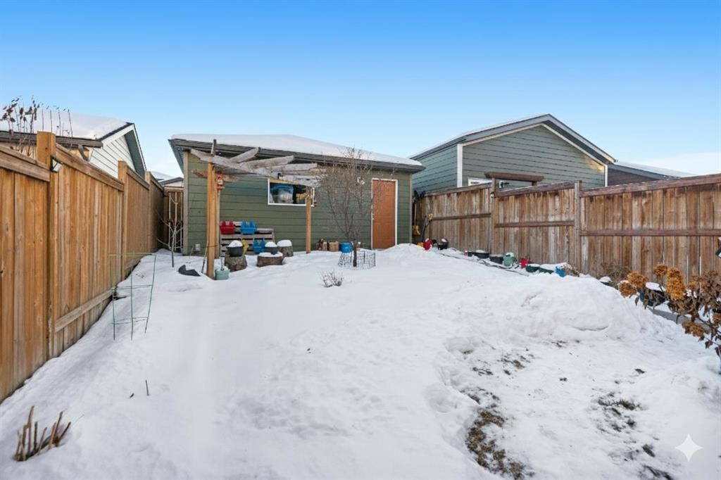 802 Walden Drive Se, Calgary, AB - Outdoor