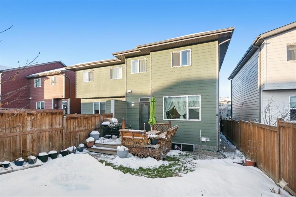 802 Walden Drive Se, Calgary, AB - Outdoor With Exterior