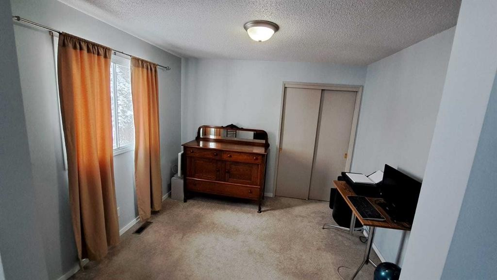 1356 Southdale Crescent Sw, Calgary, AB - Indoor