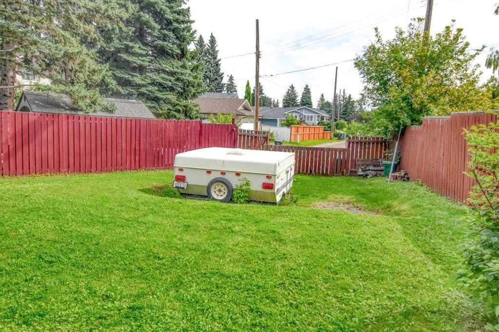 1356 Southdale Crescent Sw, Calgary, AB - Outdoor