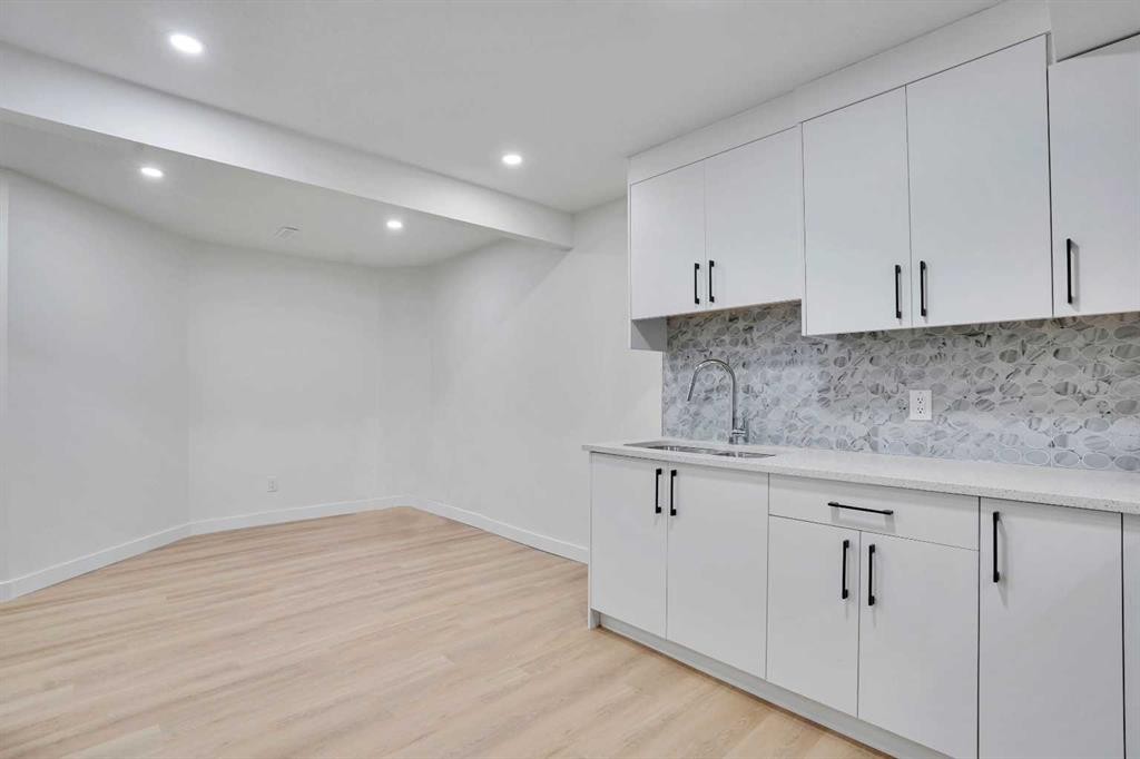 55 Coral Springs Close Ne, Calgary, AB - Indoor