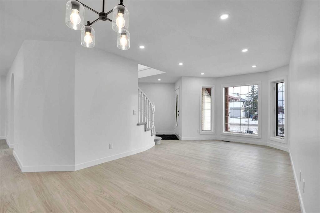 55 Coral Springs Close Ne, Calgary, AB - Indoor Photo Showing Other Room