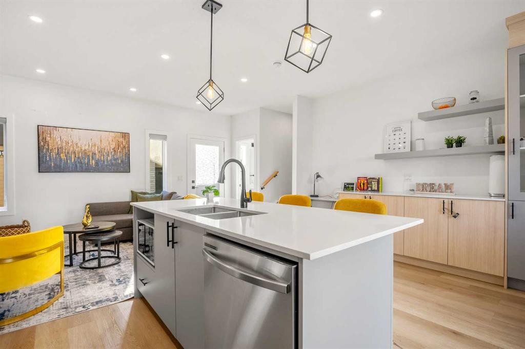 Unit 3-1313 20 Avenue Nw, Calgary, AB