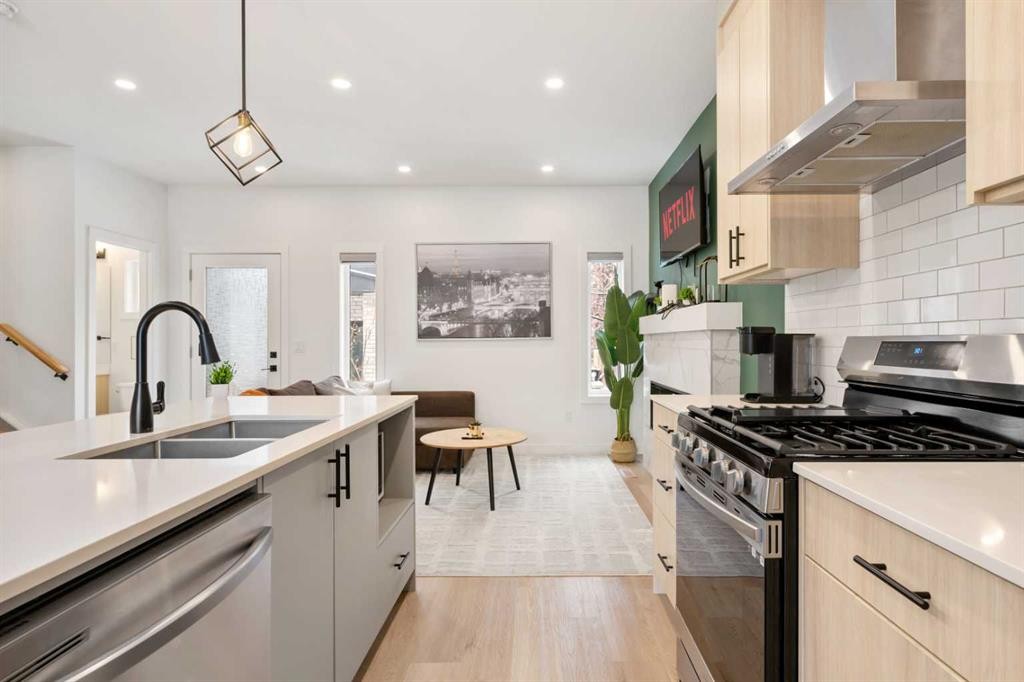 Unit 4-1313 20 Avenue Nw, Calgary, AB