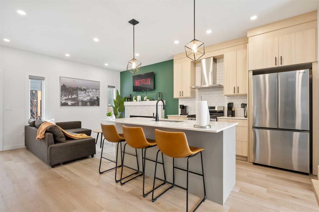 Unit 4-1313 20 Avenue Nw, Calgary, AB