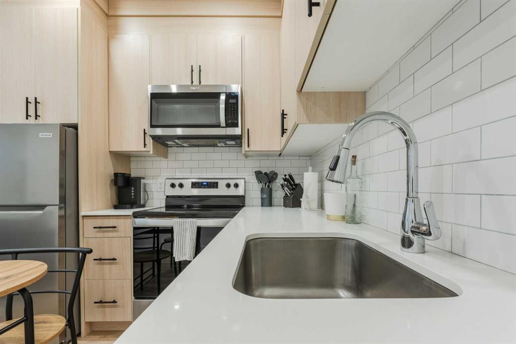 Unit 4B-1313 20 Avenue Nw, Calgary, AB