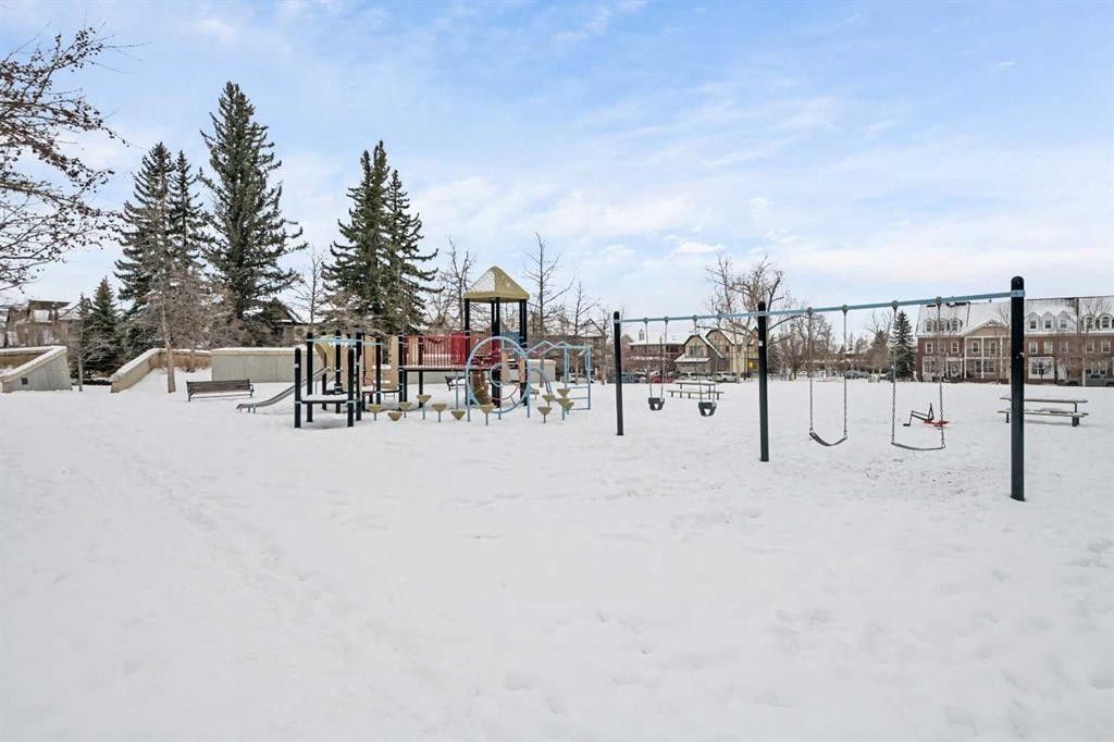 5628 Henwood Street Sw, Calgary, AB - Outdoor