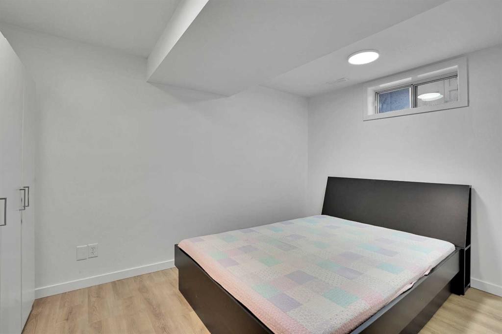 315 Templewood Place Ne, Calgary, AB - Indoor Photo Showing Bedroom