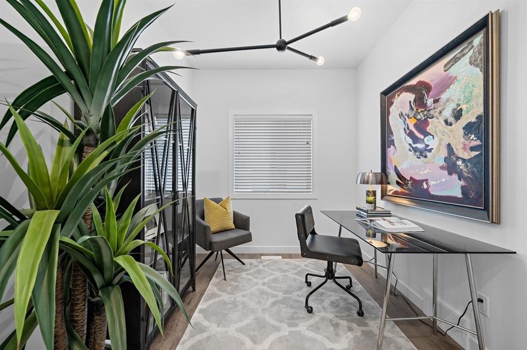 568 Walgrove Boulevard Se, Calgary, AB