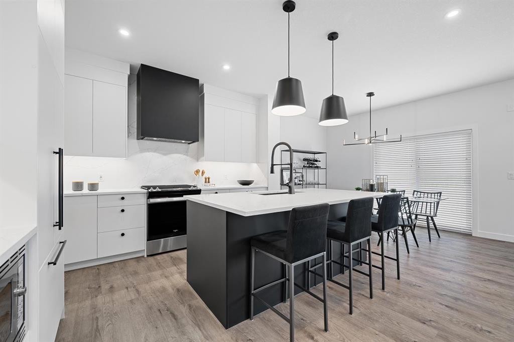 568 Walgrove Boulevard Se, Calgary, AB