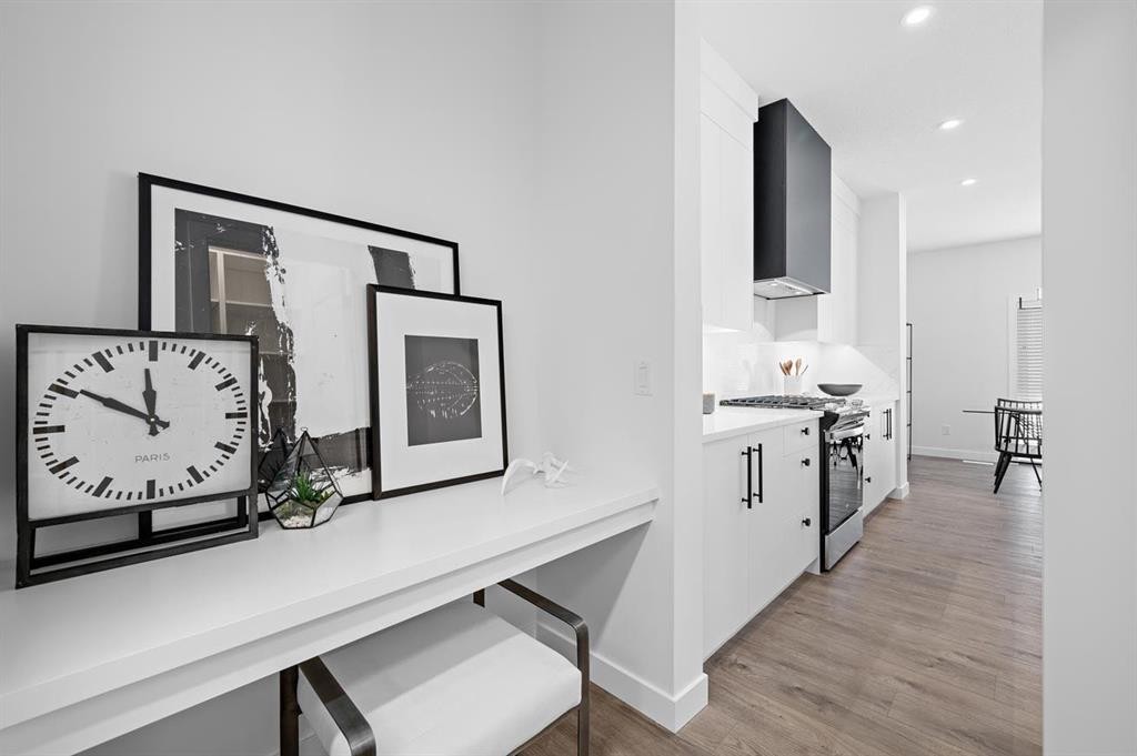 568 Walgrove Boulevard Se, Calgary, AB