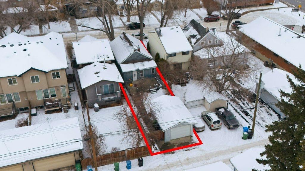 1517 19 Avenue Nw, Calgary, AB - Outdoor