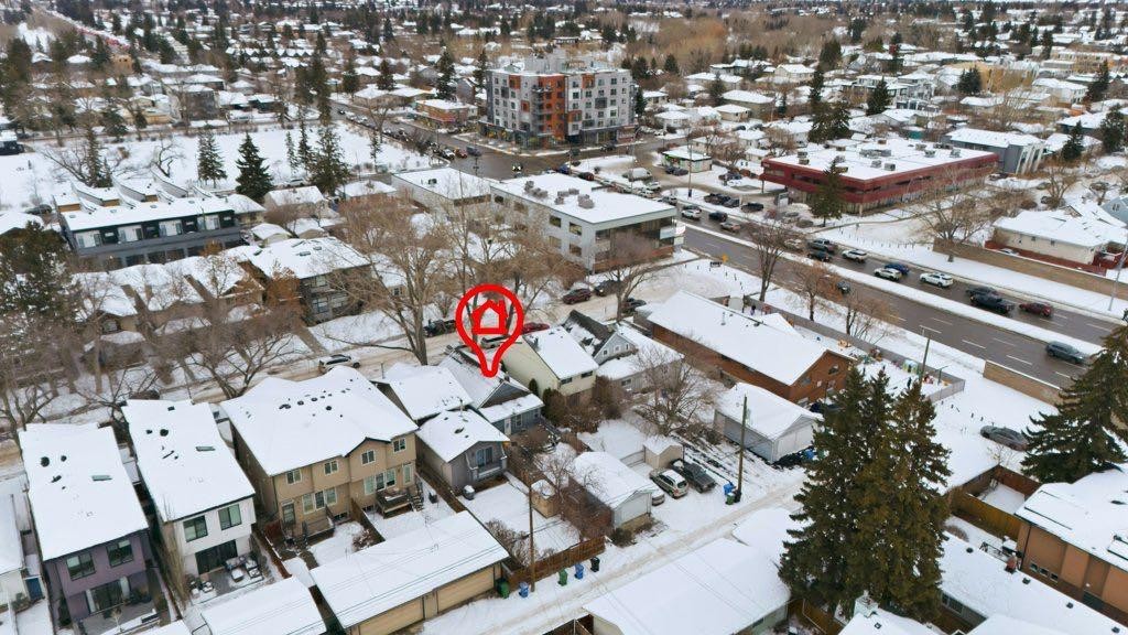 1517 19 Avenue Nw, Calgary, AB - Outdoor With View