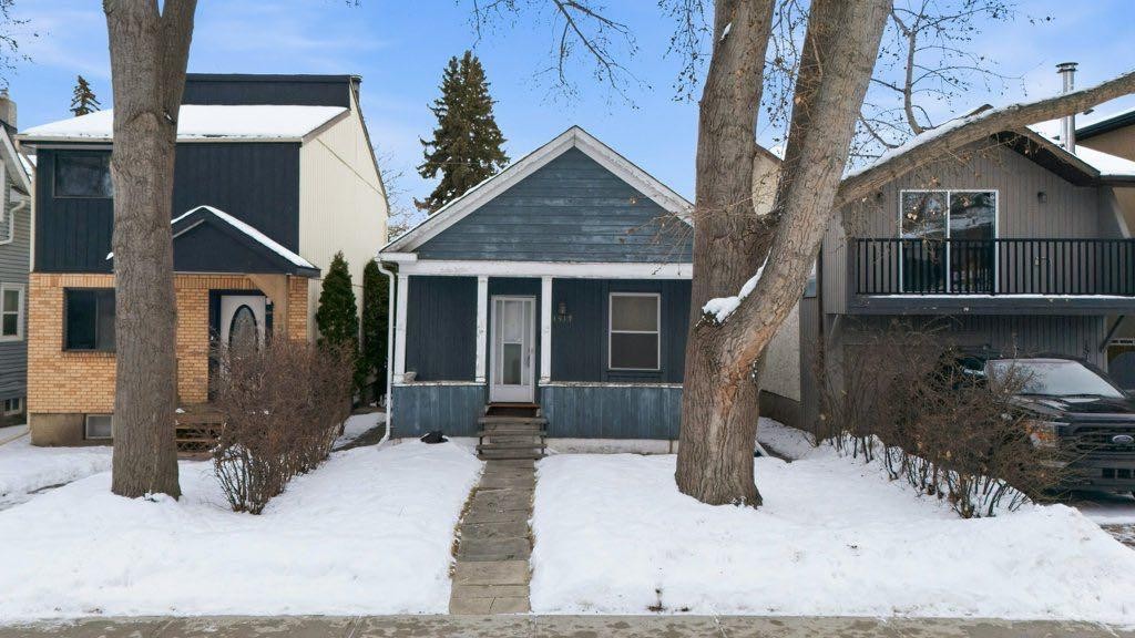 1517 19 Avenue Nw, Calgary, AB - Outdoor