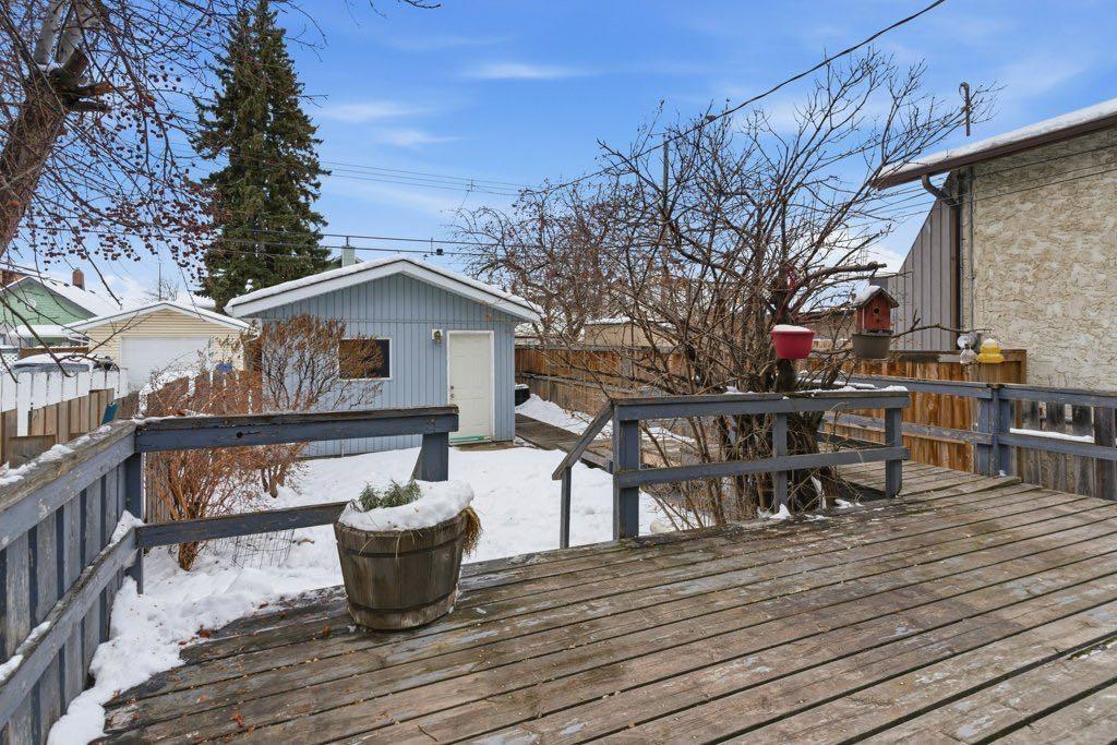 1517 19 Avenue Nw, Calgary, AB - Outdoor