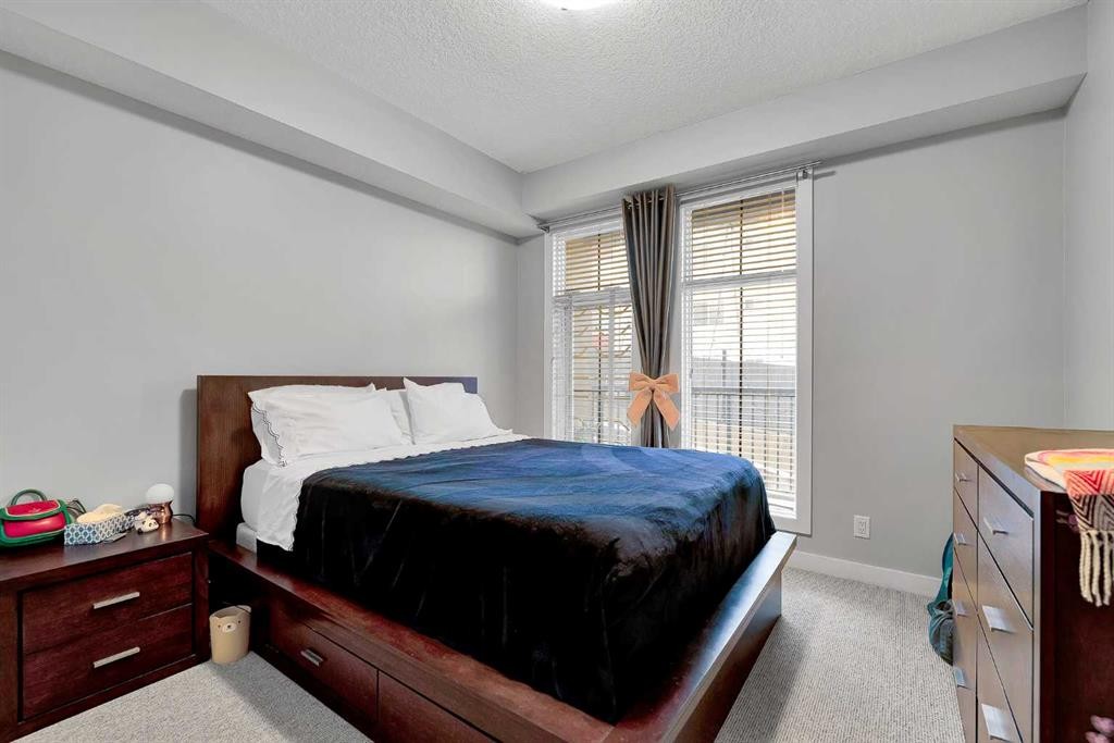 109-2307 14 Street Sw, Calgary, AB - Indoor Photo Showing Bedroom