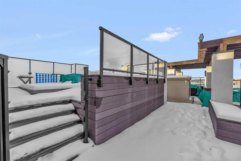 109-2307 14 Street Sw, Calgary, AB - Outdoor With Exterior