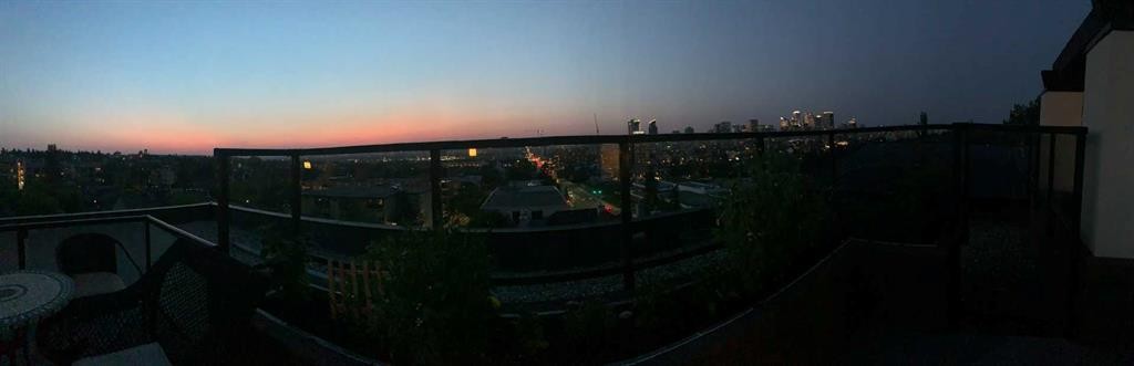 109-2307 14 Street Sw, Calgary, AB - Outdoor With View