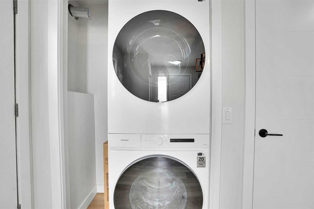 139 Castleglen Way Ne, Calgary, AB - Indoor Photo Showing Laundry Room