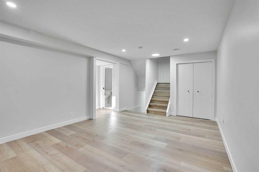 139 Castleglen Way Ne, Calgary, AB - Indoor Photo Showing Other Room
