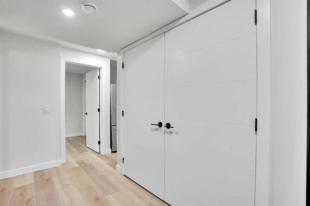 139 Castleglen Way Ne, Calgary, AB - Indoor Photo Showing Other Room